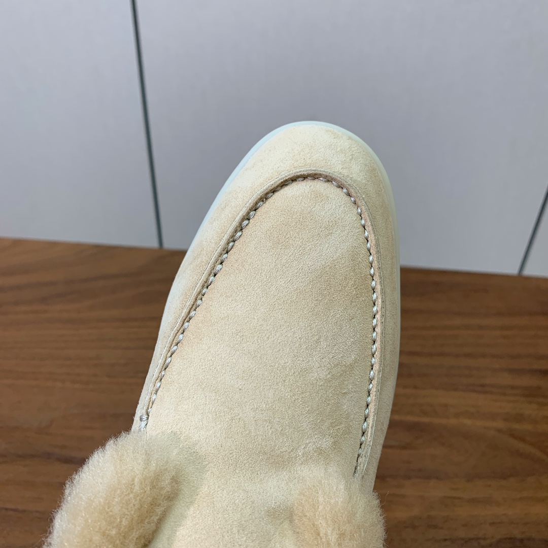【Loro Piana】高帮毛里乐福鞋。意大利顶级羊绒复古优雅低调奢华。时尚性与皮料实用性同样兼具依然全