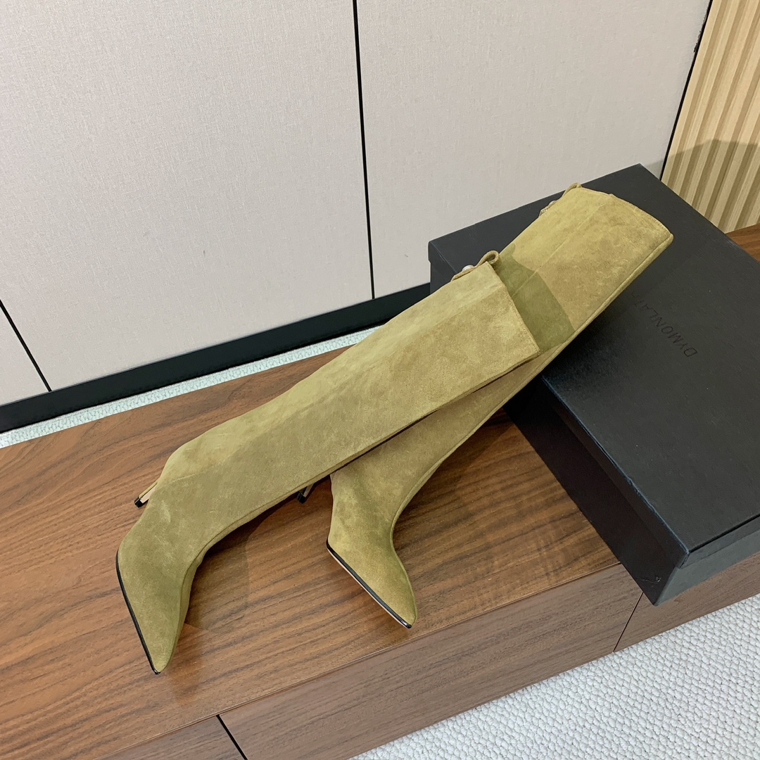 【The Attico】新品长靴。视觉盛宴、性感自由气质。面料牛皮、牛京。羊皮内里。真皮大底。跟高6.5