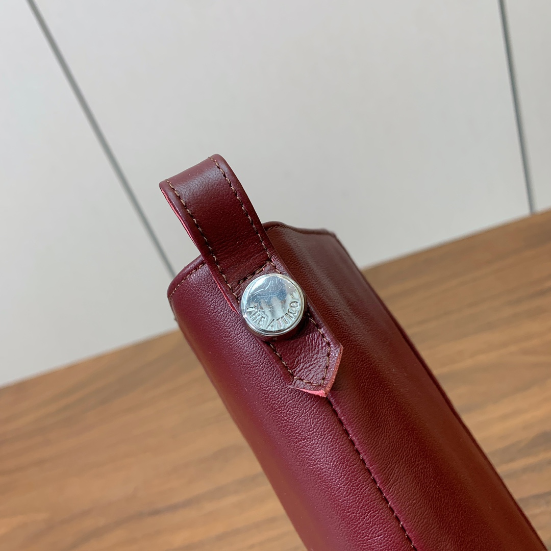 【The Attico】新品长靴。视觉盛宴、性感自由气质。面料牛皮、牛京。羊皮内里。真皮大底。跟高6.5