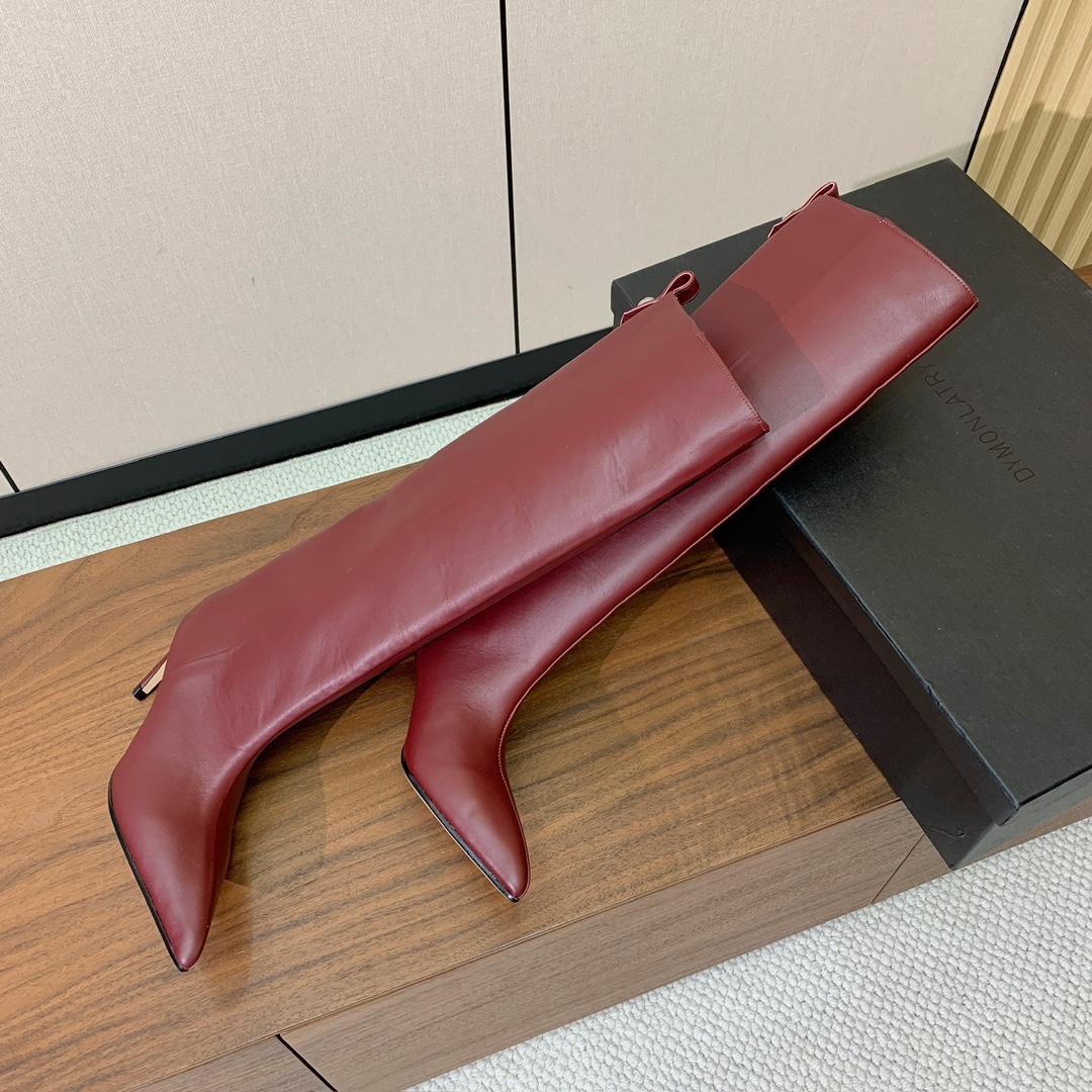 【The Attico】新品长靴。视觉盛宴、性感自由气质。面料牛皮、牛京。羊皮内里。真皮大底。跟高6.5