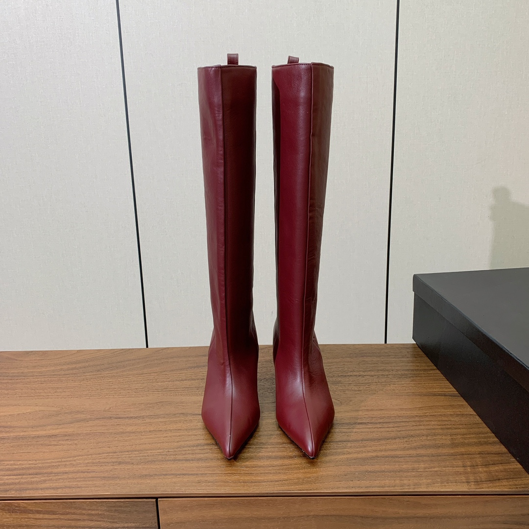 【The Attico】新品长靴。视觉盛宴、性感自由气质。面料牛皮、牛京。羊皮内里。真皮大底。跟高6.5