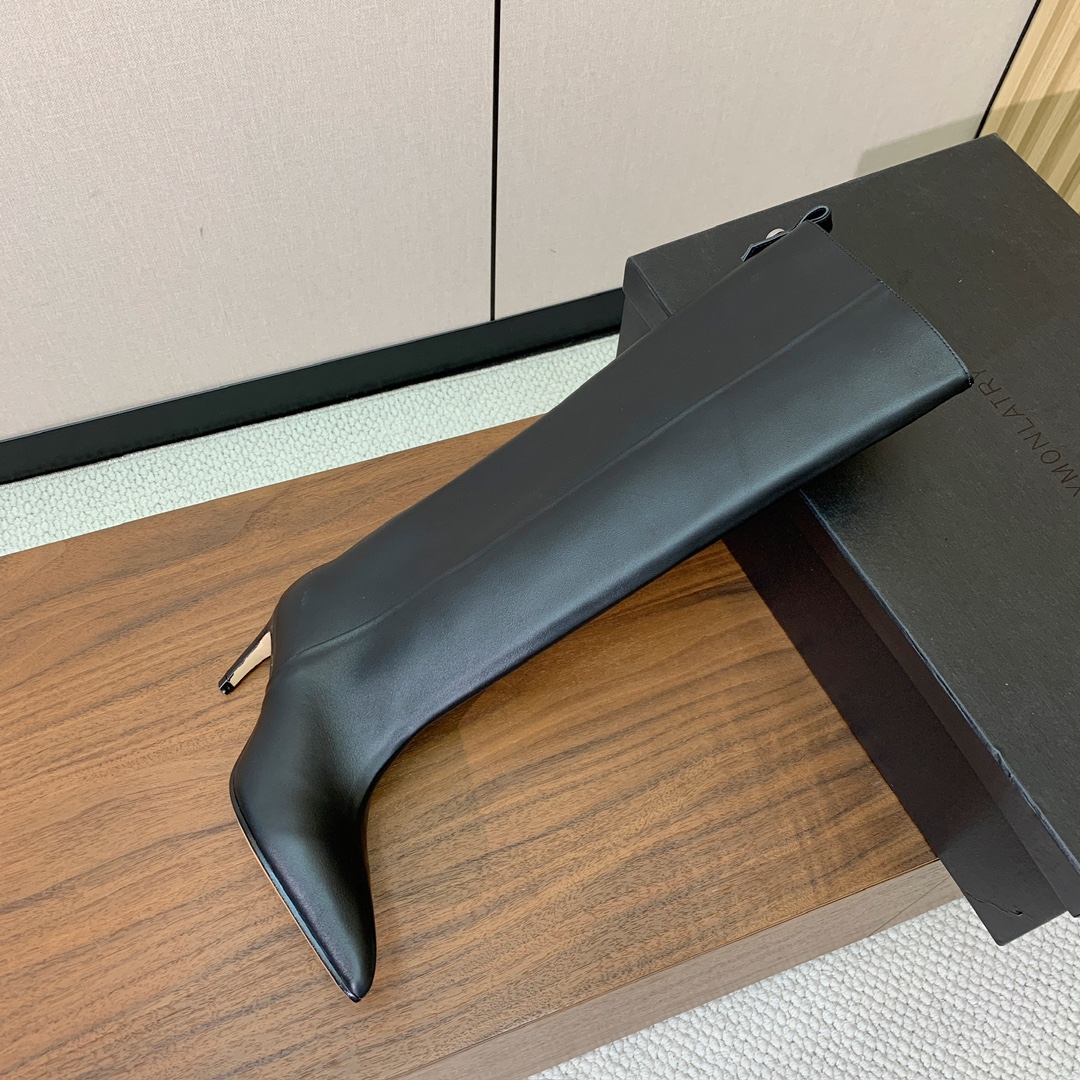 【The Attico】新品长靴。视觉盛宴、性感自由气质。面料牛皮、牛京。羊皮内里。真皮大底。跟高6.5