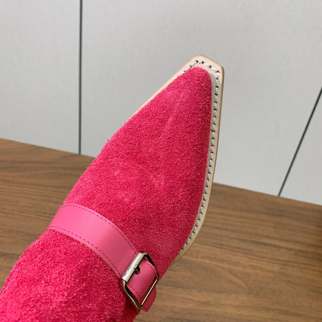 【R13】皮条长靴。简约百搭款。鞋面牛京、爆裂皮。牛皮内里，真皮大底。跟高5.5cm码数：35-42(4