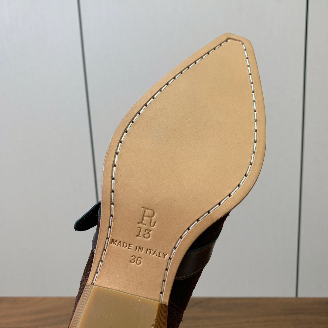 【R13】皮条长靴。简约百搭款。鞋面牛京、爆裂皮。牛皮内里，真皮大底。跟高5.5cm码数：35-42(4