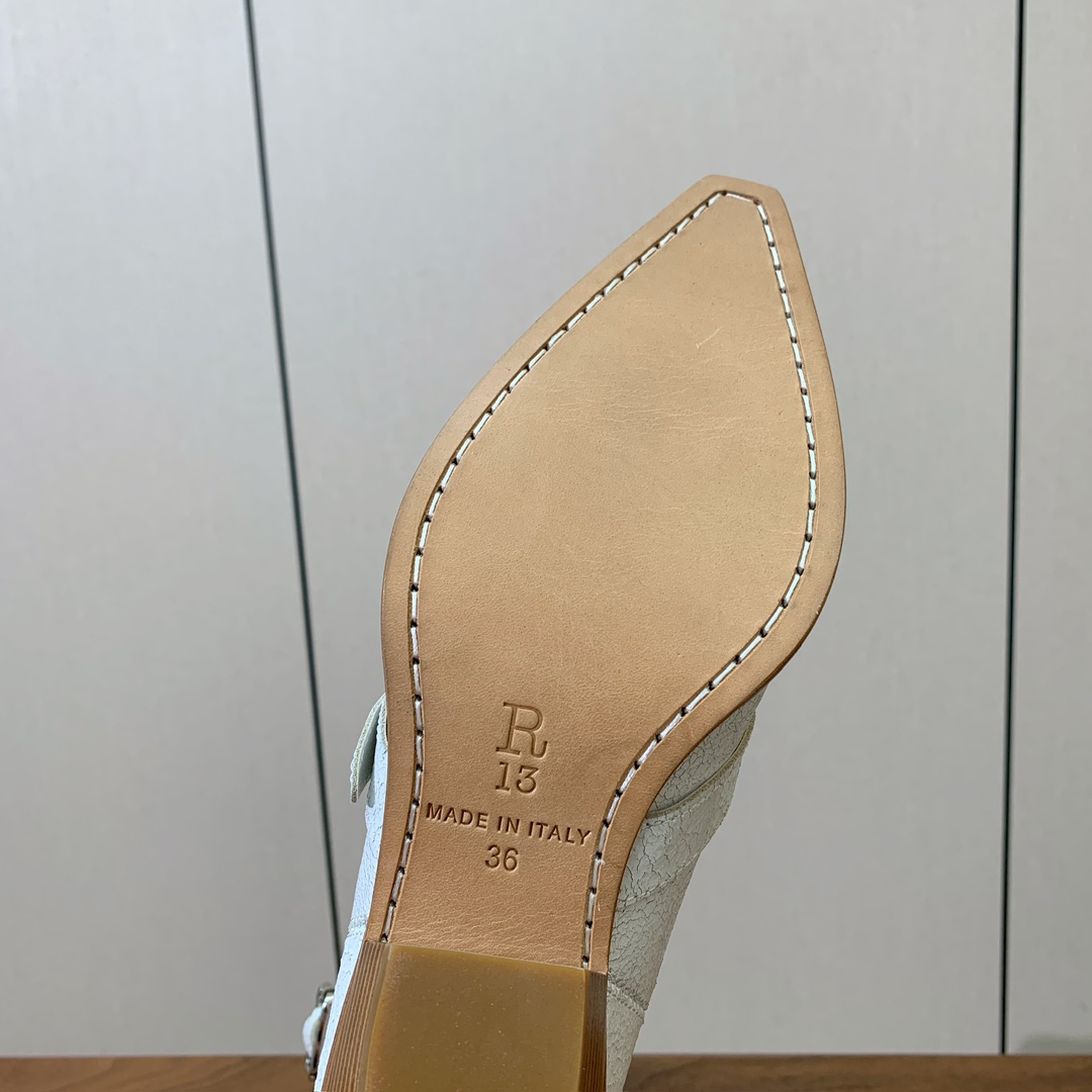 【R13】皮条长靴。简约百搭款。鞋面牛京、爆裂皮。牛皮内里，真皮大底。跟高5.5cm码数：35-42(4