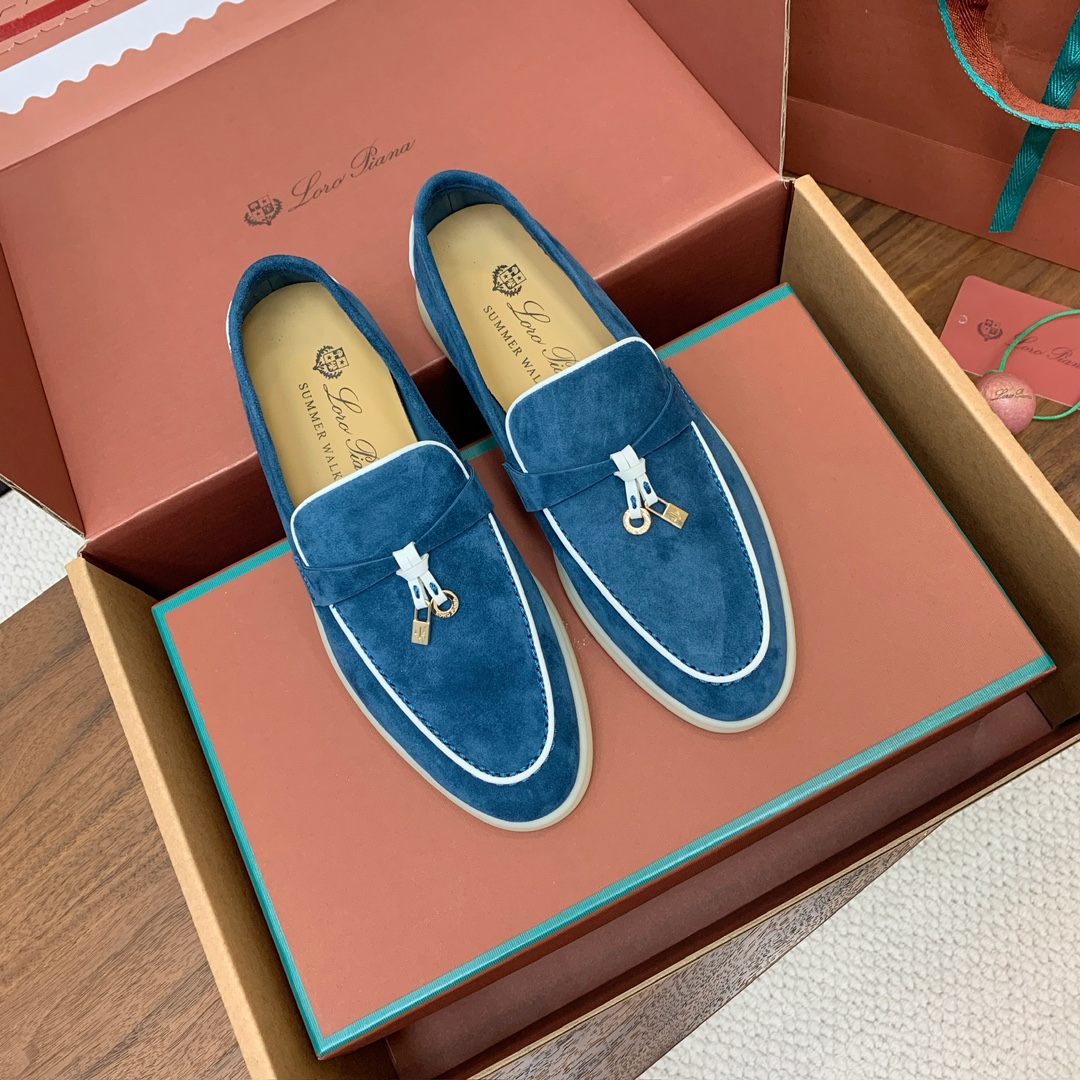 【Loro Piana】顶级版本锁边乐福鞋，原版一比一。品牌低调奢华柔软一贯纯色简约的设计风格。皮质柔软