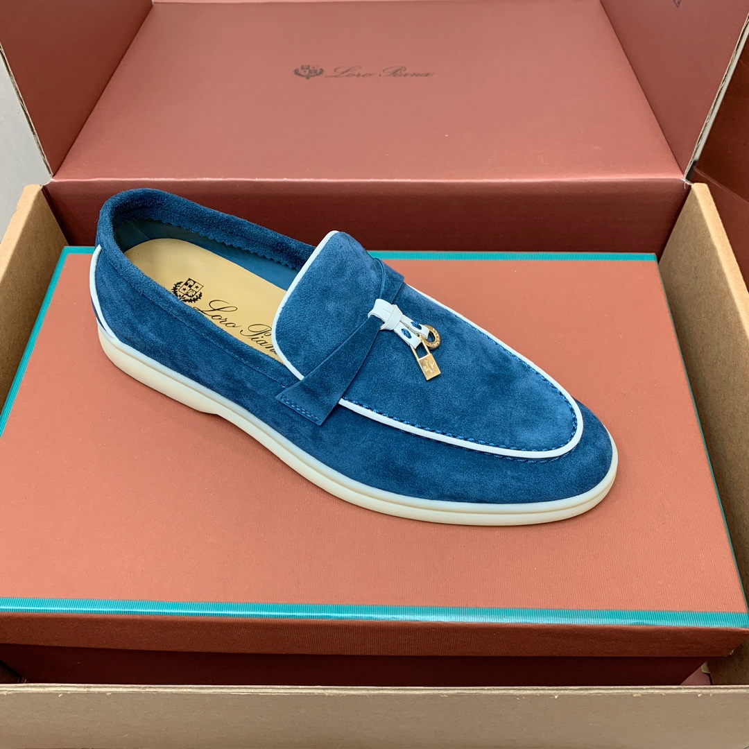 【Loro Piana】顶级版本锁边乐福鞋，原版一比一。品牌低调奢华柔软一贯纯色简约的设计风格。皮质柔软
