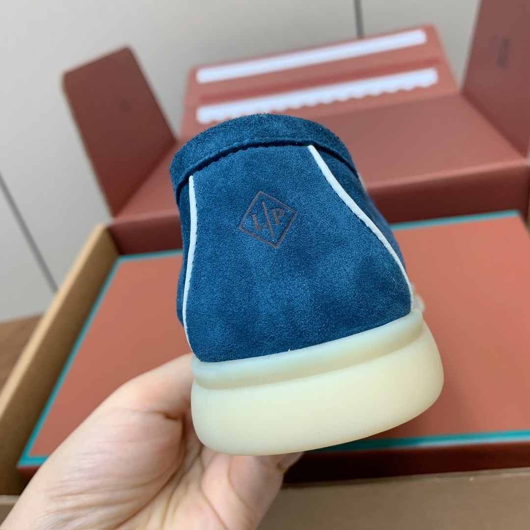 【Loro Piana】顶级版本锁边乐福鞋，原版一比一。品牌低调奢华柔软一贯纯色简约的设计风格。皮质柔软