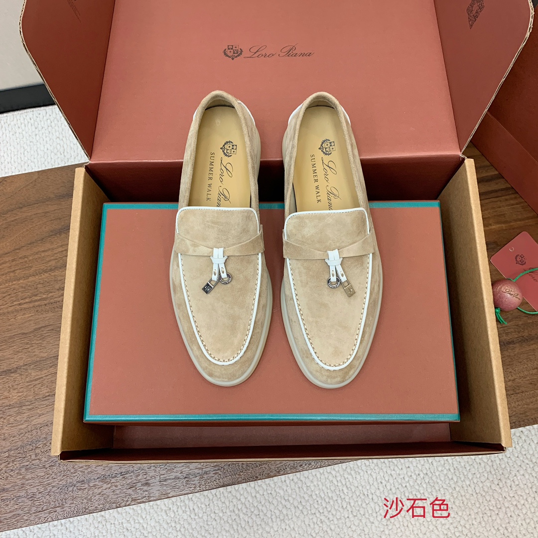 【Loro Piana】顶级版本锁边乐福鞋，原版一比一。品牌低调奢华柔软一贯纯色简约的设计风格。皮质柔软