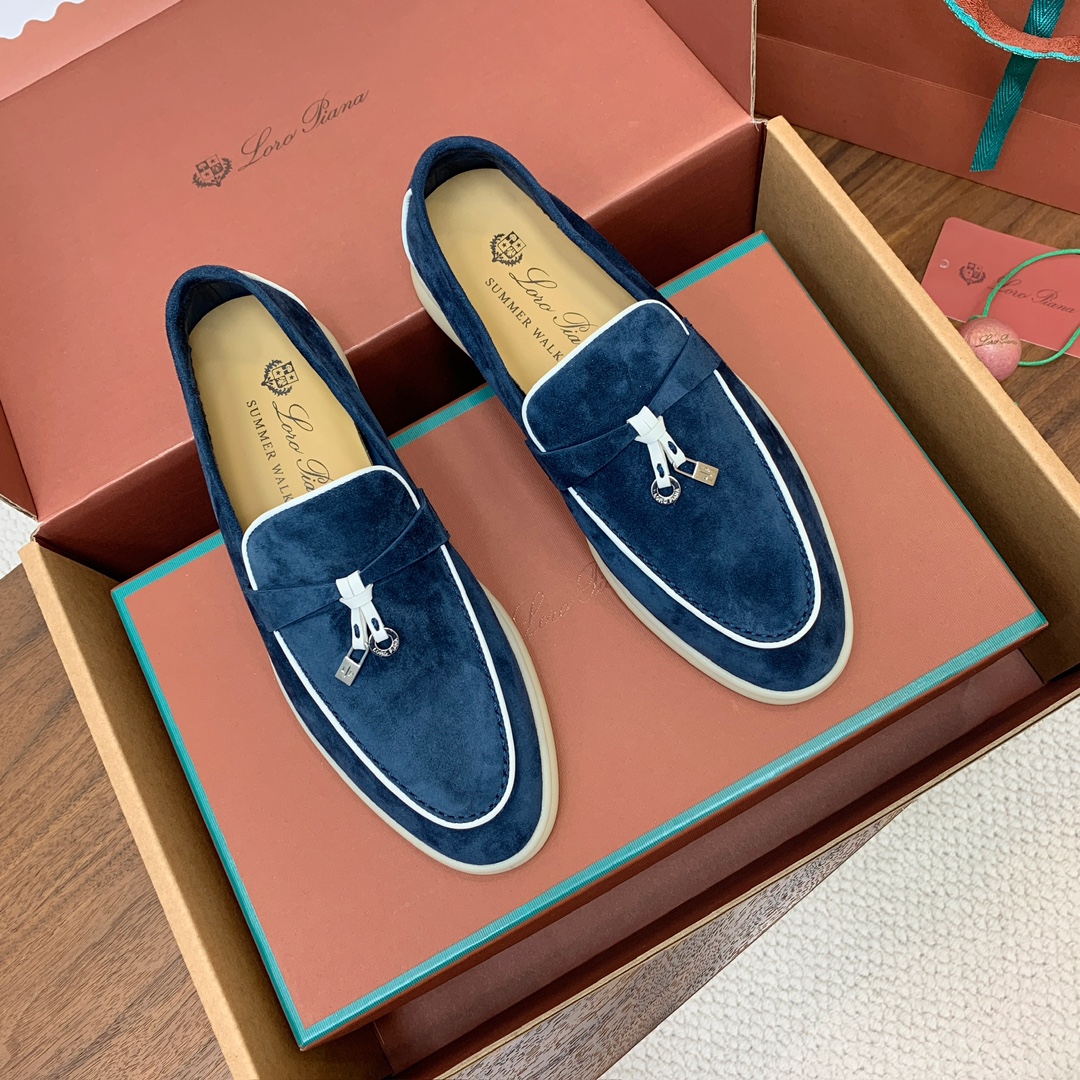 【Loro Piana】顶级版本锁边乐福鞋，原版一比一。品牌低调奢华柔软一贯纯色简约的设计风格。皮质柔软