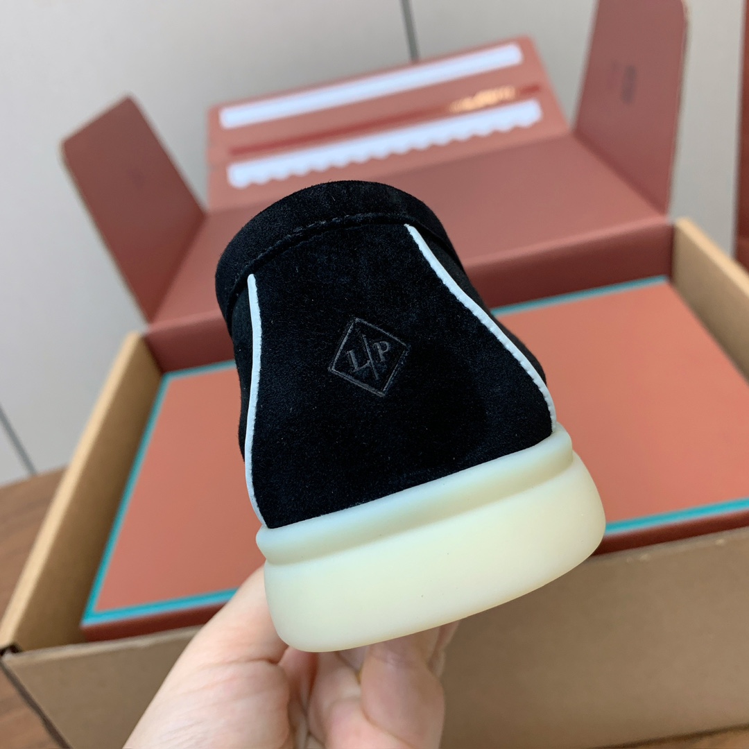 【Loro Piana】顶级版本锁边乐福鞋，原版一比一。品牌低调奢华柔软一贯纯色简约的设计风格。皮质柔软