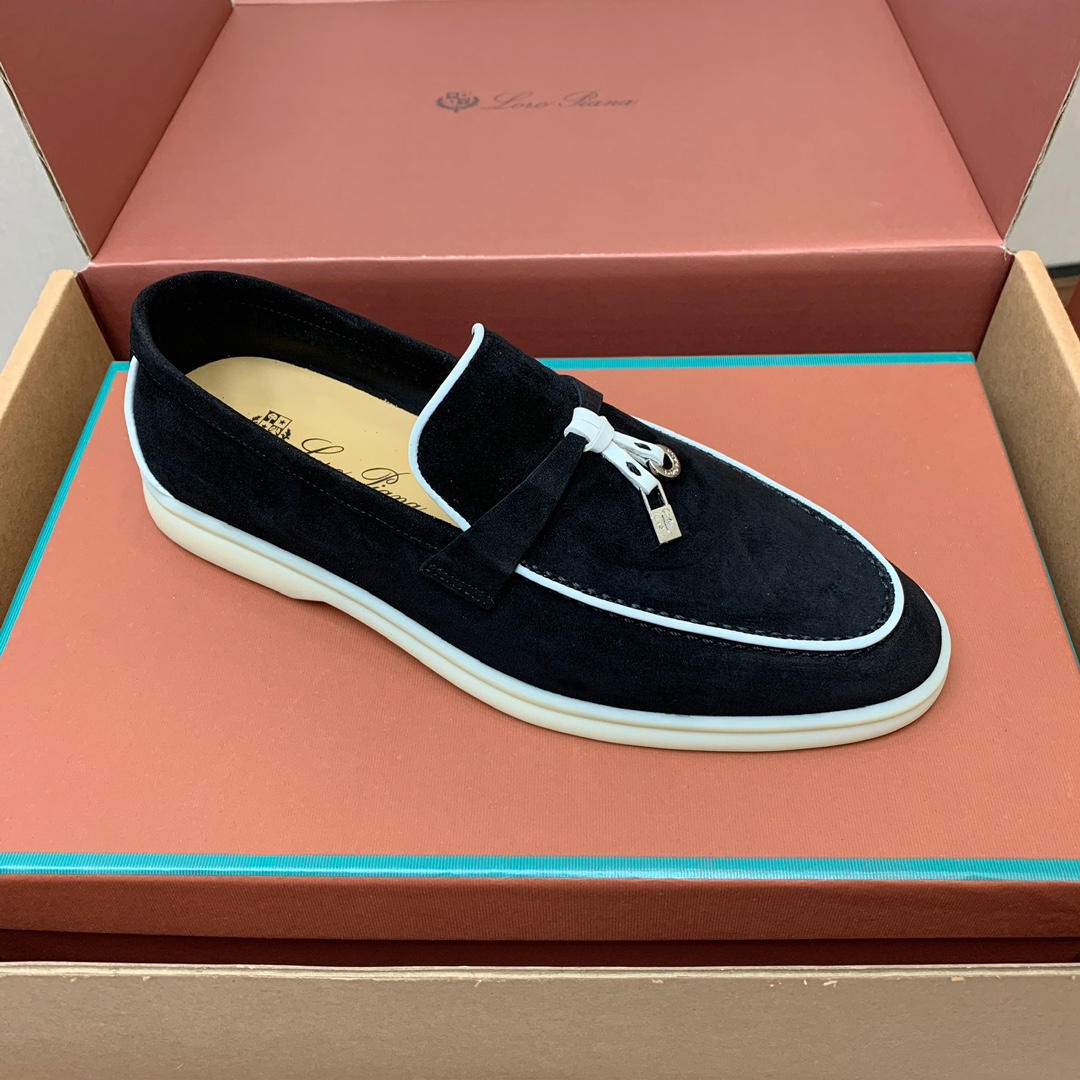 【Loro Piana】顶级版本锁边乐福鞋，原版一比一。品牌低调奢华柔软一贯纯色简约的设计风格。皮质柔软