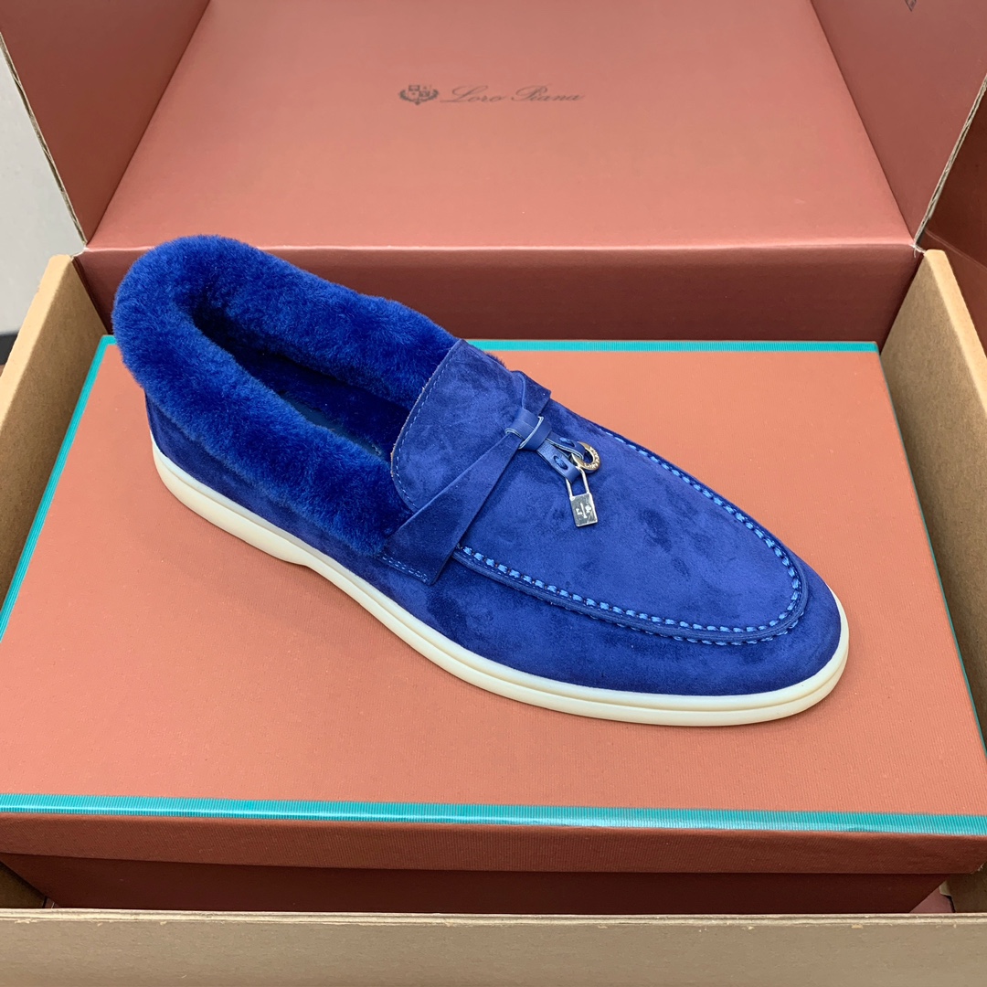 【Loro Piana】顶级版本羊毛里乐福鞋，原版一比一。品牌低调奢华柔软一贯纯色简约的设计风格。皮质柔