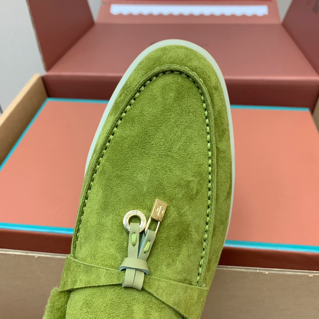 【Loro Piana】顶级版本羊毛里乐福鞋，原版一比一。品牌低调奢华柔软一贯纯色简约的设计风格。皮质柔