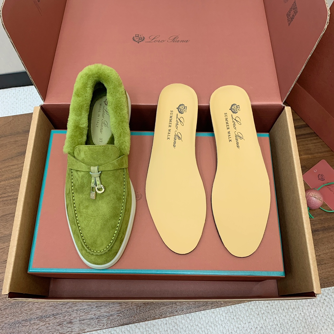 【Loro Piana】顶级版本羊毛里乐福鞋，原版一比一。品牌低调奢华柔软一贯纯色简约的设计风格。皮质柔