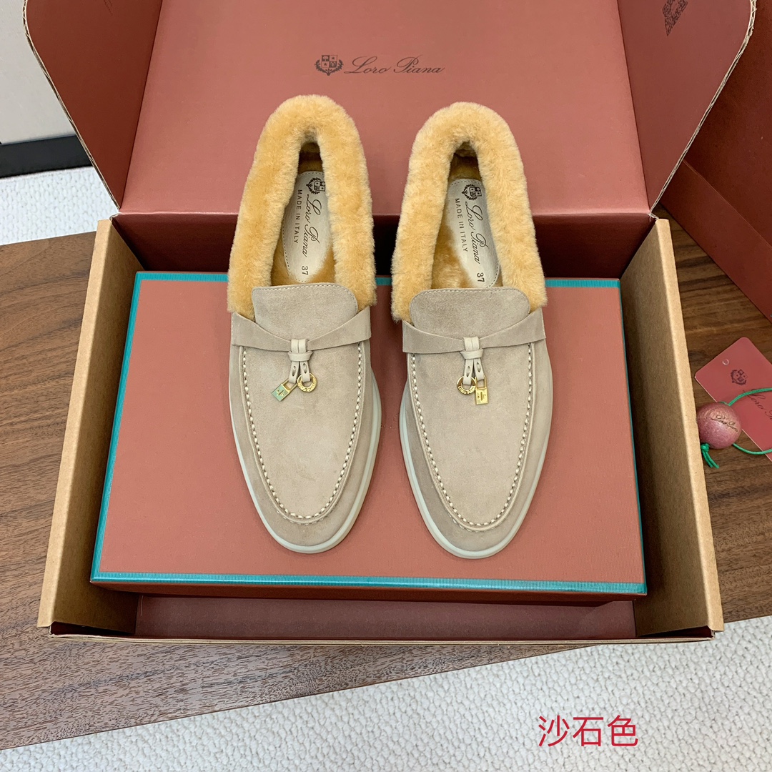 【Loro Piana】顶级版本羊毛里乐福鞋，原版一比一。品牌低调奢华柔软一贯纯色简约的设计风格。皮质柔