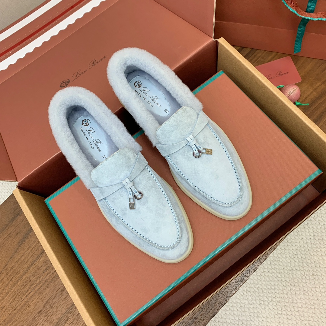 【Loro Piana】顶级版本羊毛里乐福鞋，原版一比一。品牌低调奢华柔软一贯纯色简约的设计风格。皮质柔