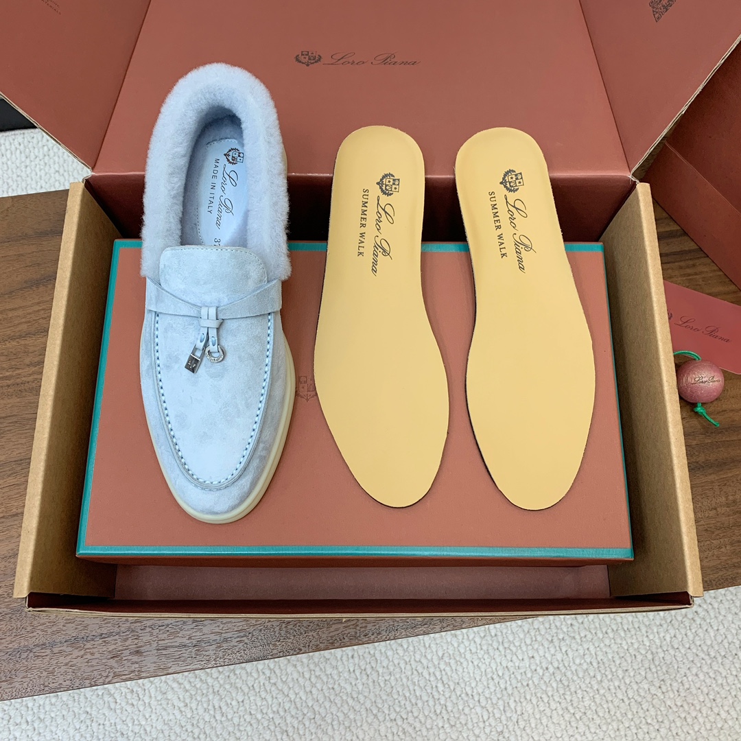 【Loro Piana】顶级版本羊毛里乐福鞋，原版一比一。品牌低调奢华柔软一贯纯色简约的设计风格。皮质柔