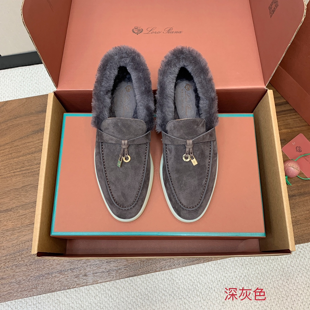 【Loro Piana】顶级版本羊毛里乐福鞋，原版一比一。品牌低调奢华柔软一贯纯色简约的设计风格。皮质柔