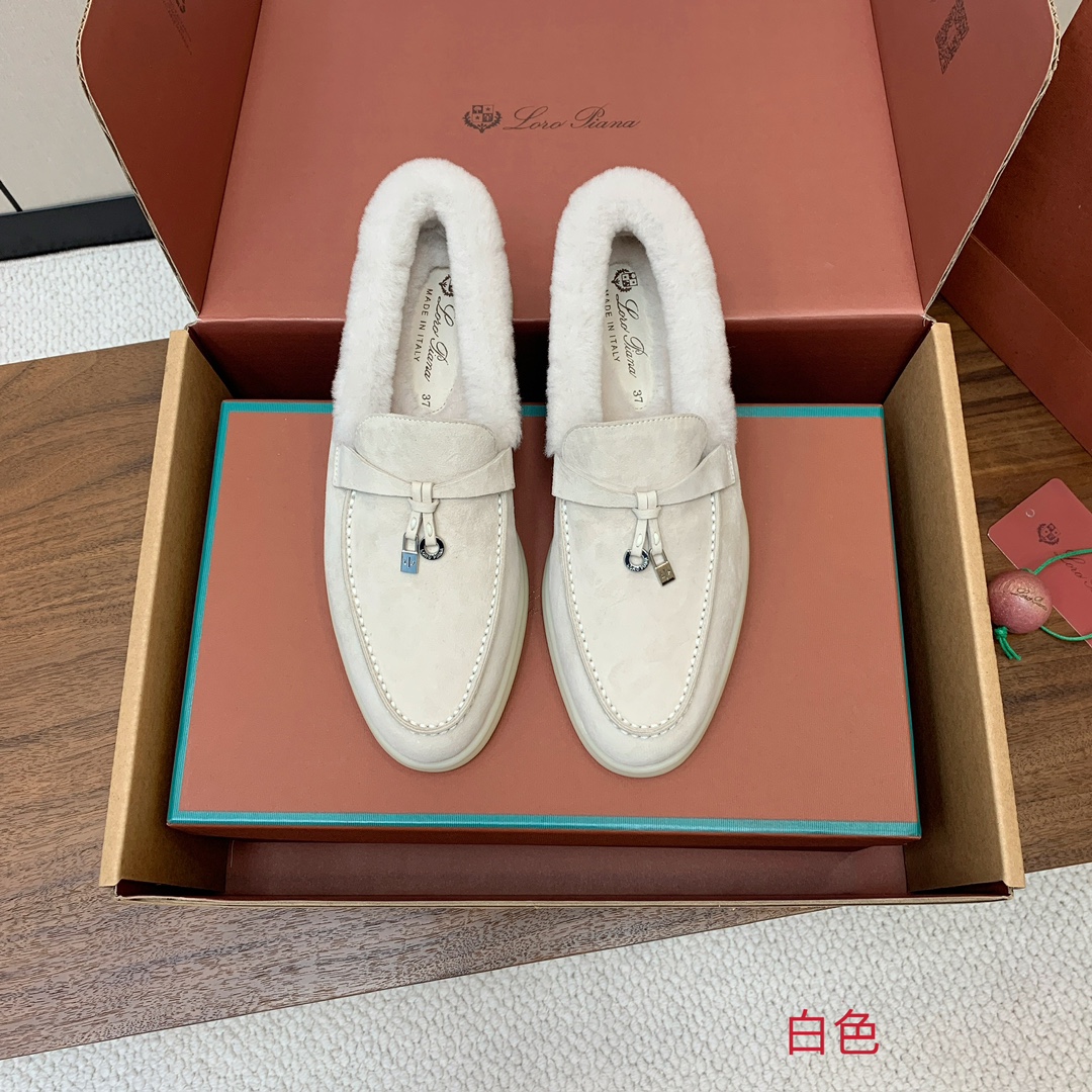 【Loro Piana】顶级版本羊毛里乐福鞋，原版一比一。品牌低调奢华柔软一贯纯色简约的设计风格。皮质柔