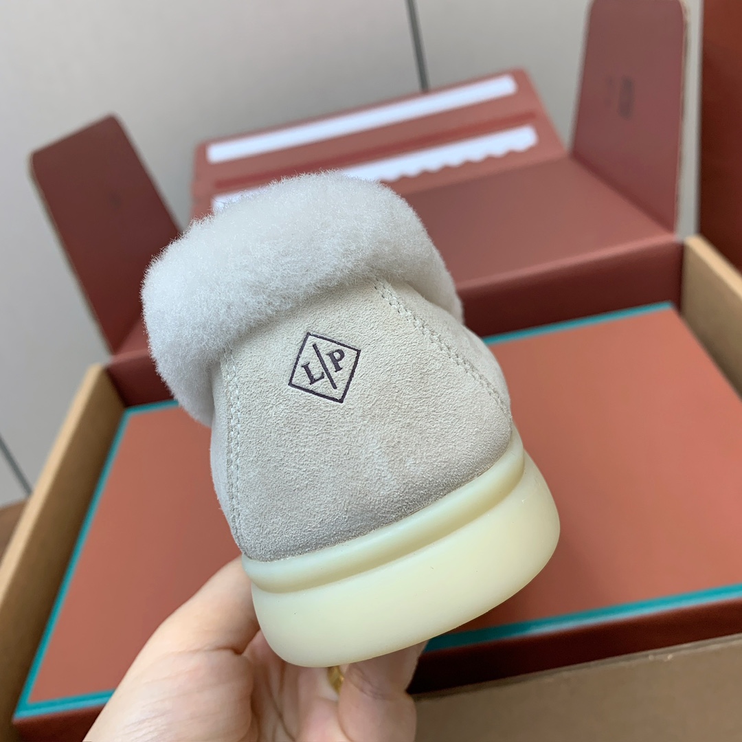 【Loro Piana】顶级版本羊毛里乐福鞋，原版一比一。品牌低调奢华柔软一贯纯色简约的设计风格。皮质柔