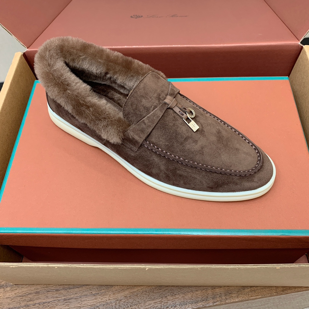 【Loro Piana】顶级版本羊毛里乐福鞋，原版一比一。品牌低调奢华柔软一贯纯色简约的设计风格。皮质柔
