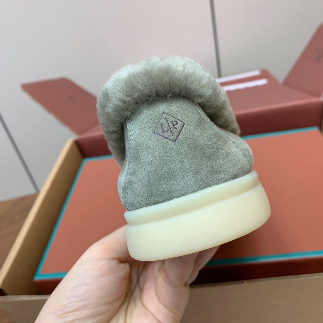 【Loro Piana】顶级版本羊毛里乐福鞋，原版一比一。品牌低调奢华柔软一贯纯色简约的设计风格。皮质柔