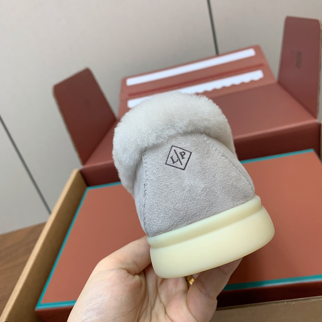 【Loro Piana】顶级版本羊毛里乐福鞋，原版一比一。品牌低调奢华柔软一贯纯色简约的设计风格。皮质柔
