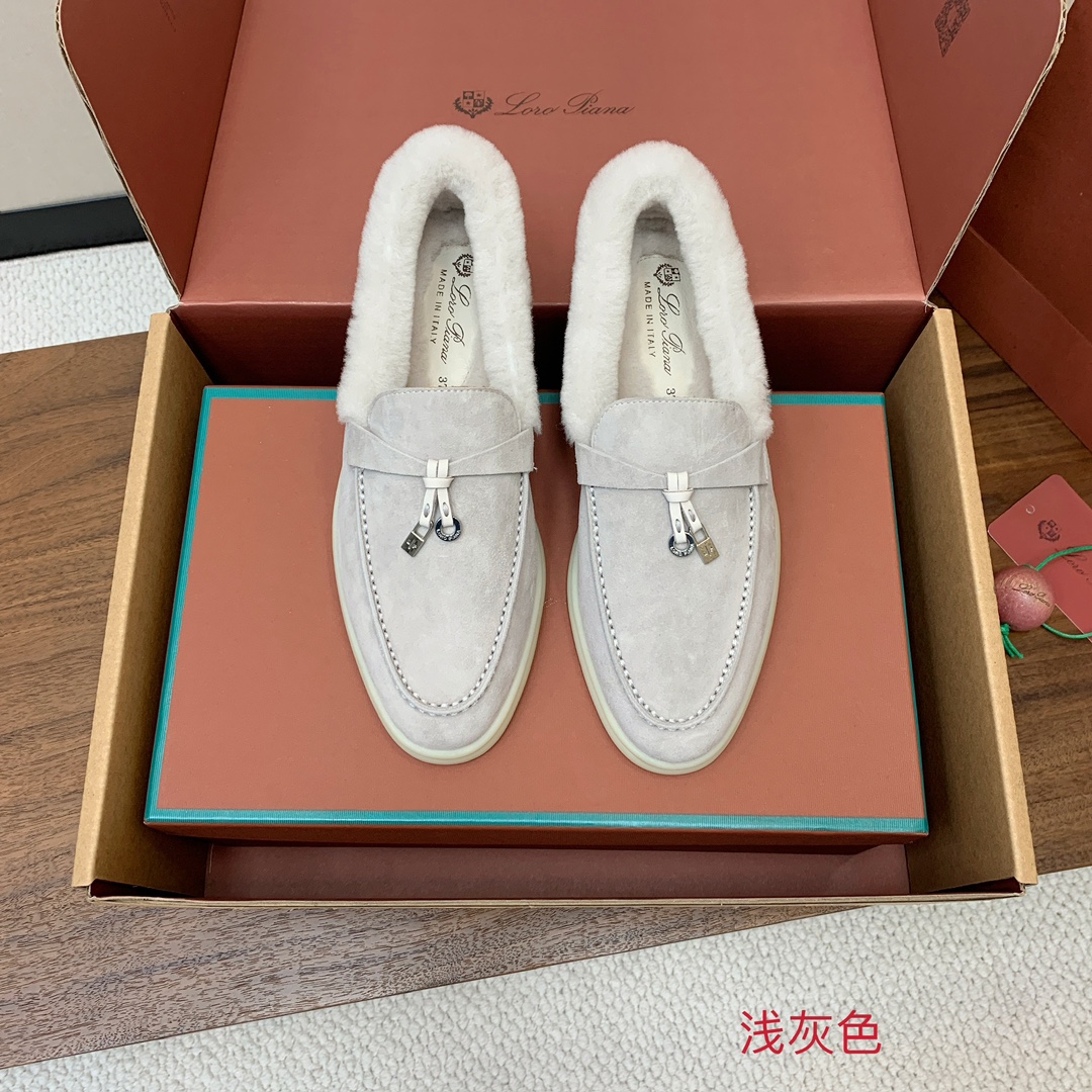 【Loro Piana】顶级版本羊毛里乐福鞋，原版一比一。品牌低调奢华柔软一贯纯色简约的设计风格。皮质柔