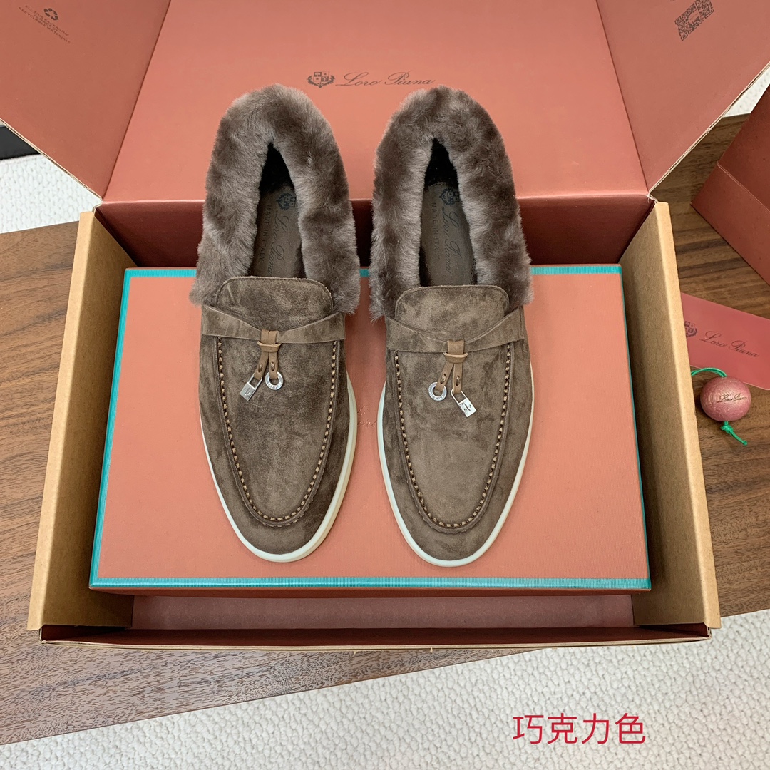 【Loro Piana】顶级版本羊毛里乐福鞋，原版一比一。品牌低调奢华柔软一贯纯色简约的设计风格。皮质柔