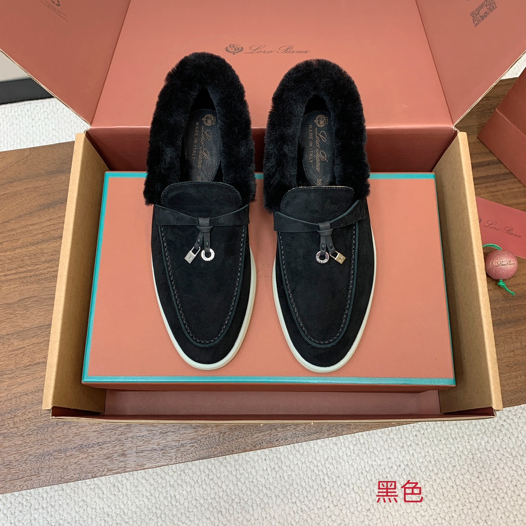 【Loro Piana】顶级版本羊毛里乐福鞋，原版一比一。品牌低调奢华柔软一贯纯色简约的设计风格。皮质柔