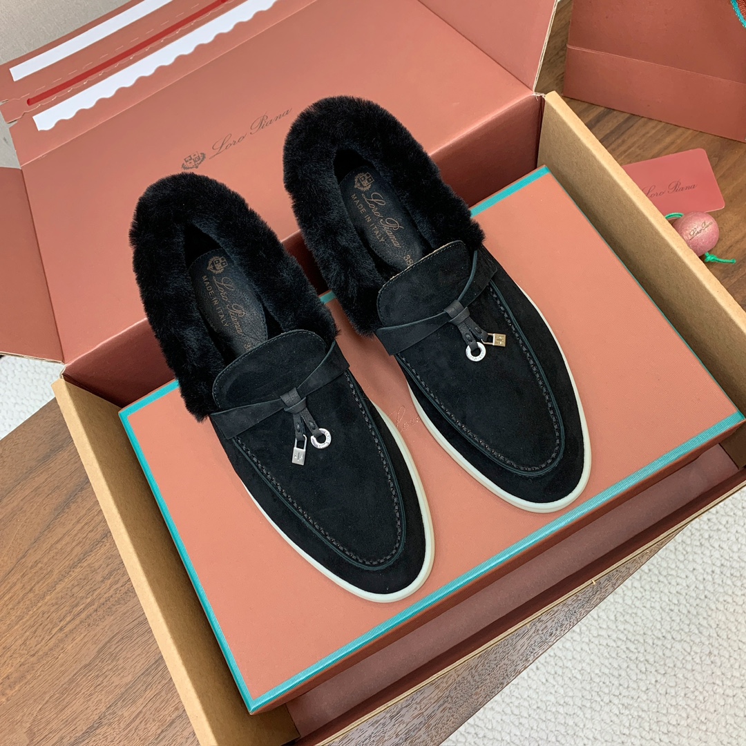 【Loro Piana】顶级版本羊毛里乐福鞋，原版一比一。品牌低调奢华柔软一贯纯色简约的设计风格。皮质柔