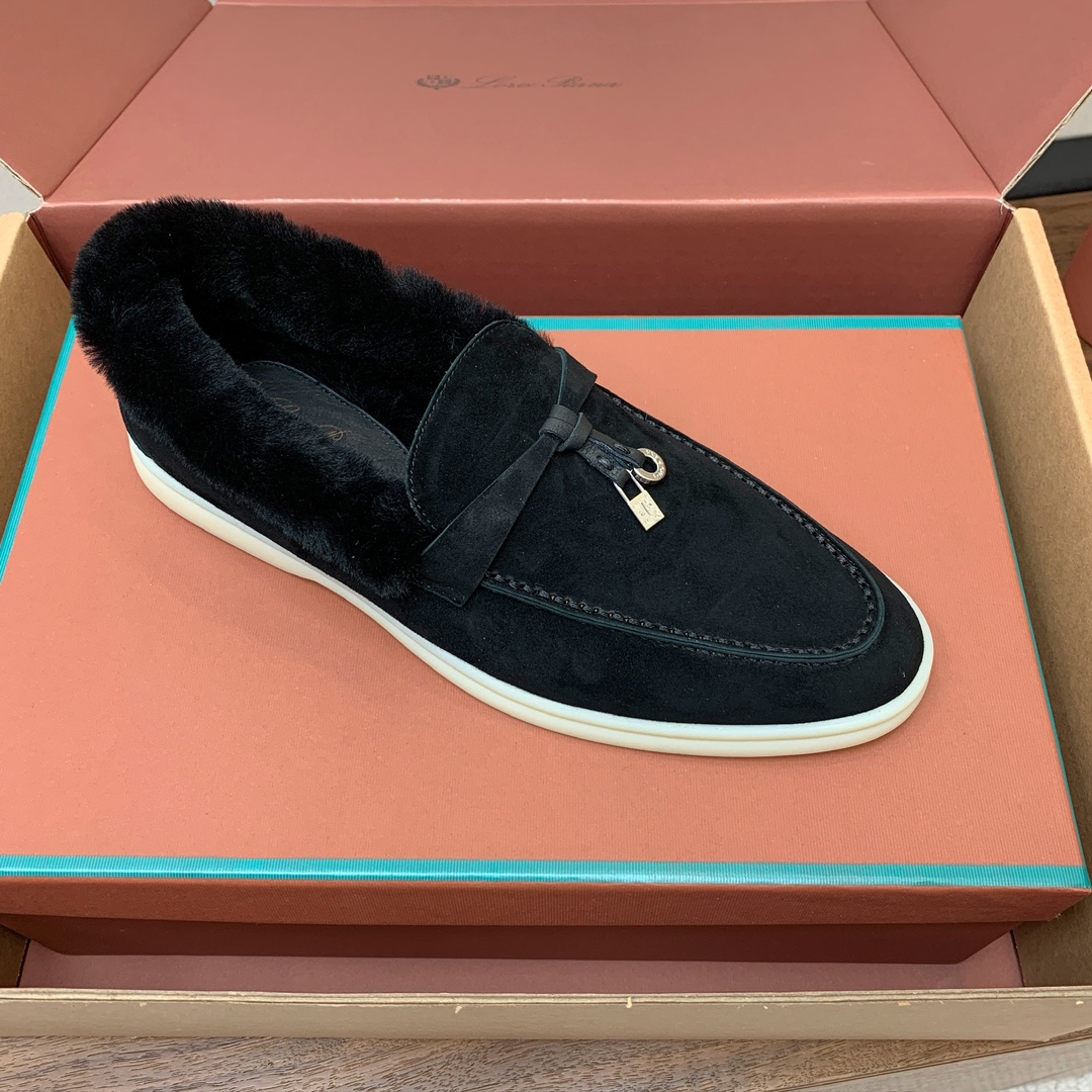 【Loro Piana】顶级版本羊毛里乐福鞋，原版一比一。品牌低调奢华柔软一贯纯色简约的设计风格。皮质柔