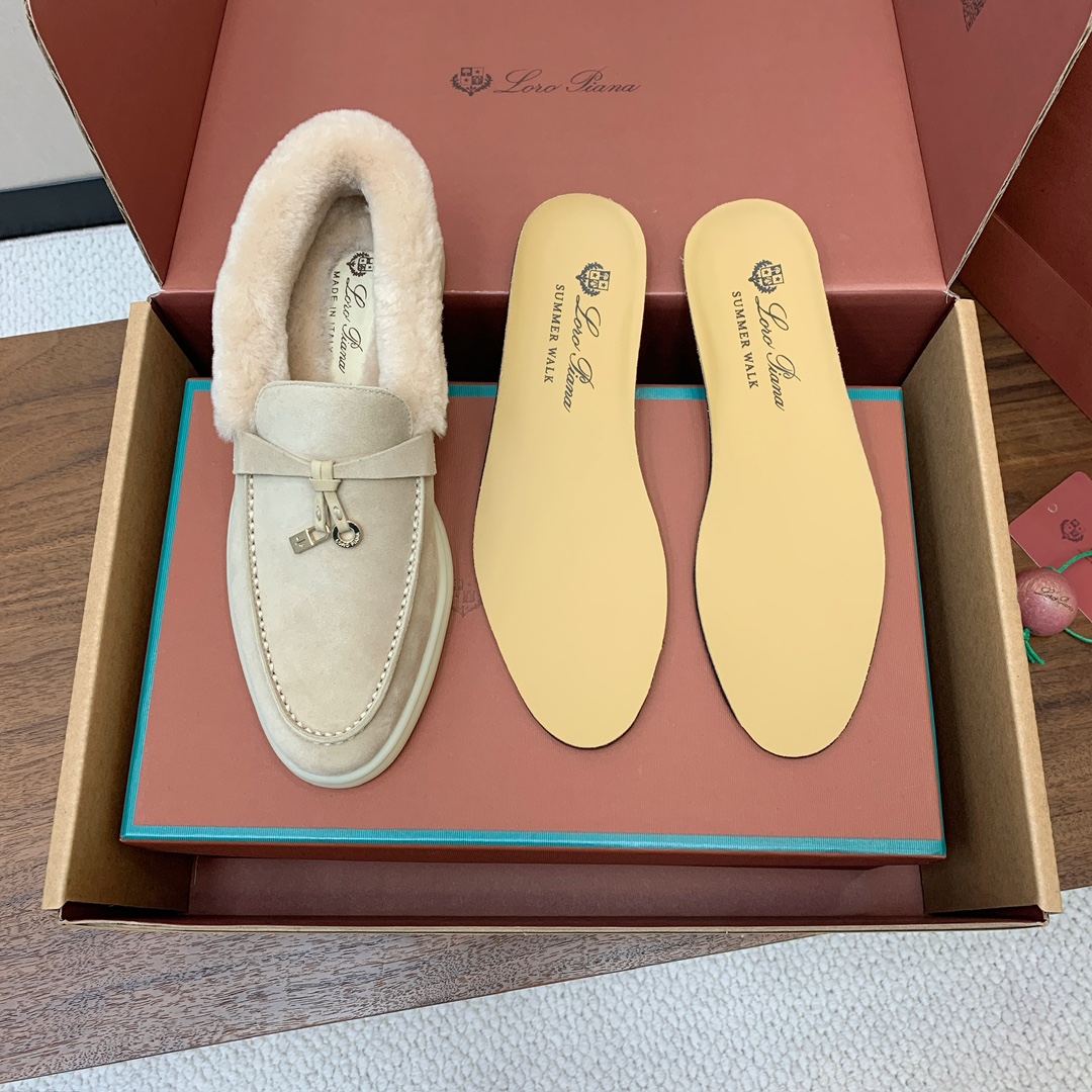 【Loro Piana】顶级版本羊毛里乐福鞋，原版一比一。品牌低调奢华柔软一贯纯色简约的设计风格。皮质柔