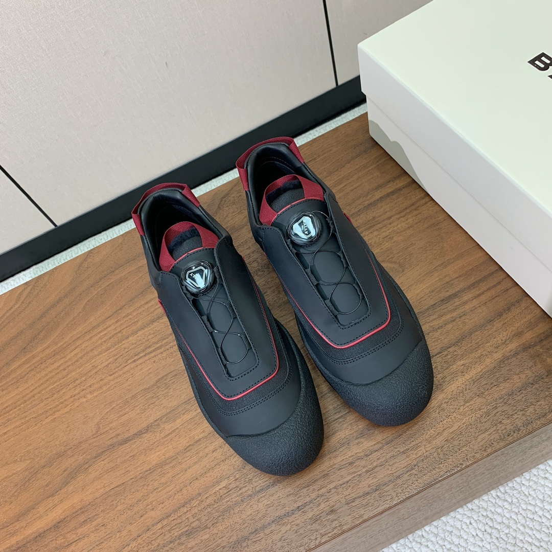 【Bal*y】毛里休闲鞋。鞋面牛皮➕莱卡。内里羊皮毛一体，开模定制大底。码数：38-45