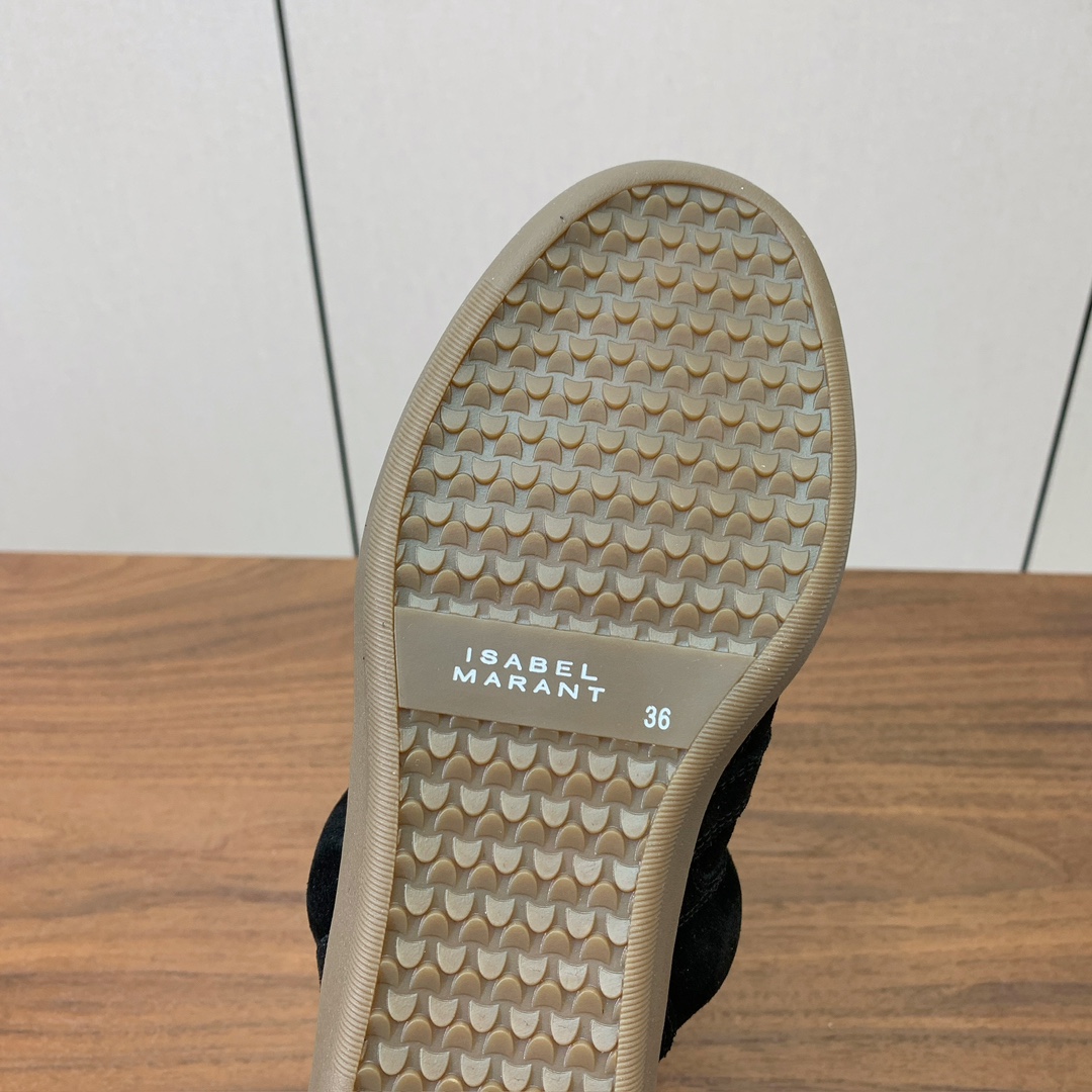 【Isabel Marant】秋冬内增高拼色高帮休闲鞋。超级有高级感上脚超好看。关键超级舒适脚感一点都不