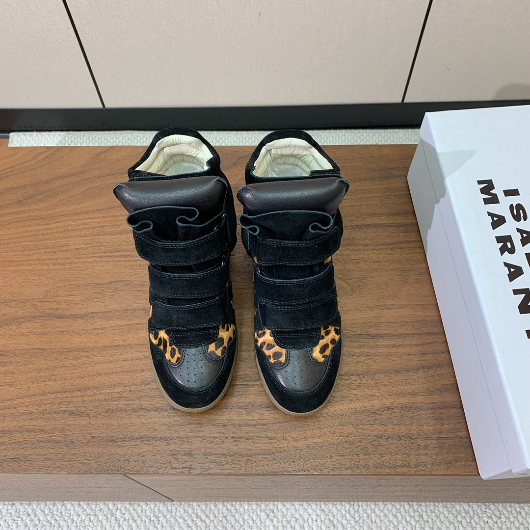 【Isabel Marant】秋冬内增高拼色高帮休闲鞋。超级有高级感上脚超好看。关键超级舒适脚感一点都不