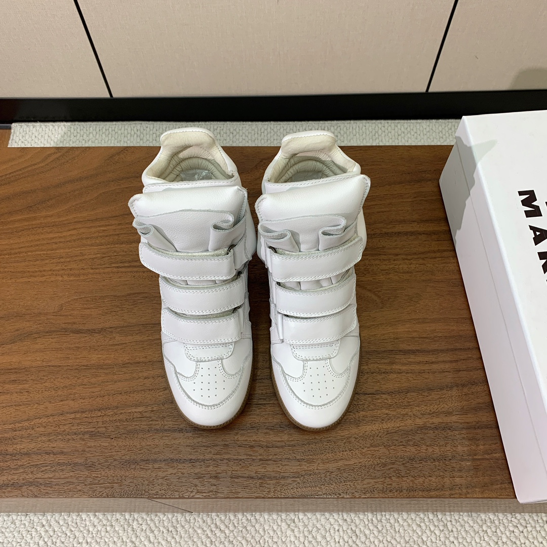 【Isabel Marant】秋冬内增高拼色高帮休闲鞋。超级有高级感上脚超好看。关键超级舒适脚感一点都不