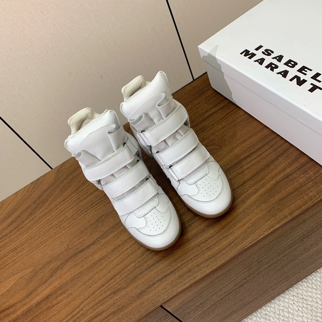 【Isabel Marant】秋冬内增高拼色高帮休闲鞋。超级有高级感上脚超好看。关键超级舒适脚感一点都不