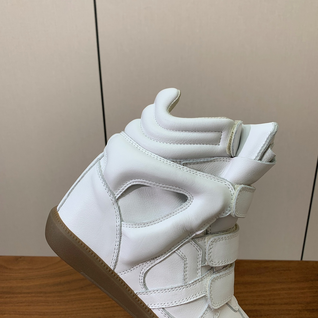 【Isabel Marant】秋冬内增高拼色高帮休闲鞋。超级有高级感上脚超好看。关键超级舒适脚感一点都不