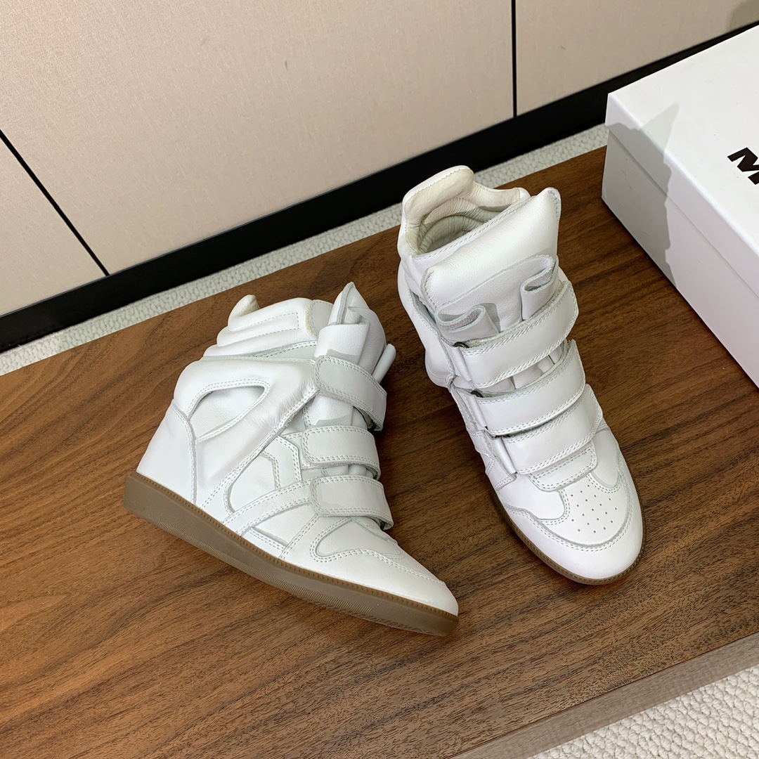 【Isabel Marant】秋冬内增高拼色高帮休闲鞋。超级有高级感上脚超好看。关键超级舒适脚感一点都不