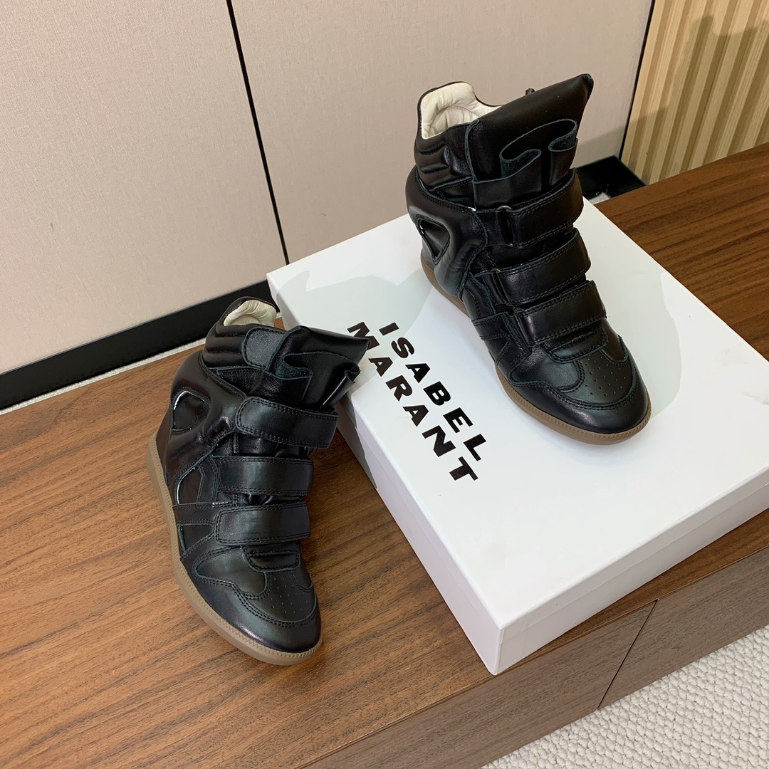 【Isabel Marant】秋冬内增高拼色高帮休闲鞋。超级有高级感上脚超好看。关键超级舒适脚感一点都不