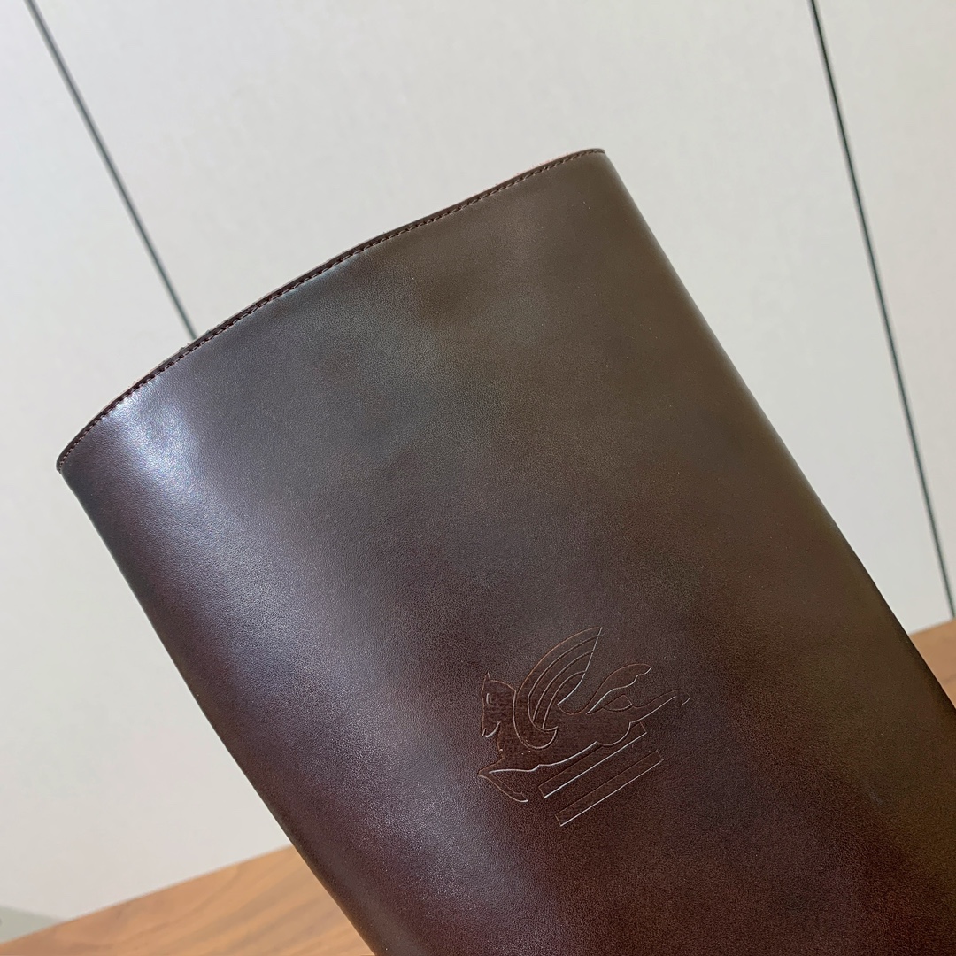 【ETRO】长筒靴。 鞋面牛皮，牛皮内里，真皮大底。码数：35-42（40、41、42定制不退换）