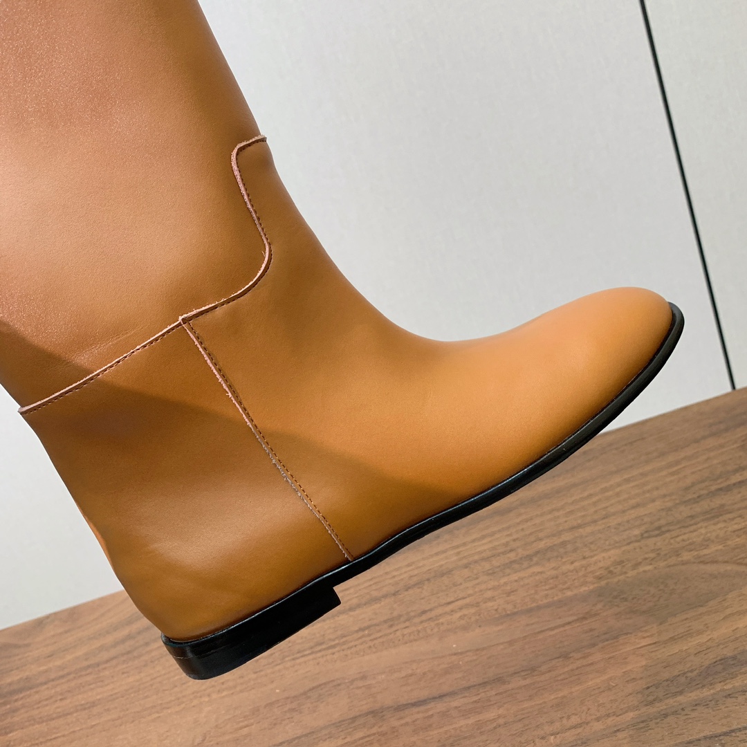 【ETRO】长筒靴。 鞋面牛皮，牛皮内里，真皮大底。码数：35-42（40、41、42定制不退换）