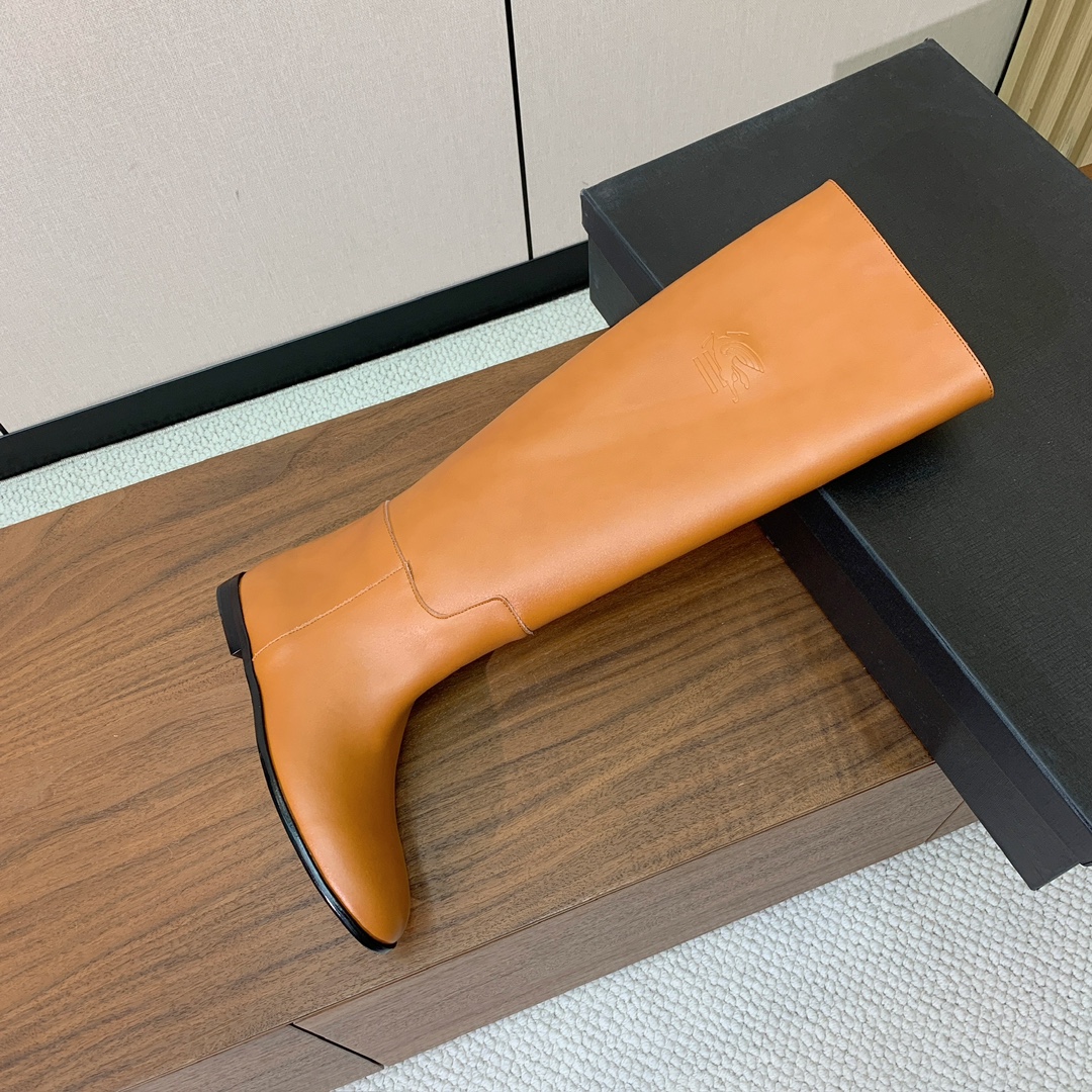 【ETRO】长筒靴。 鞋面牛皮，牛皮内里，真皮大底。码数：35-42（40、41、42定制不退换）