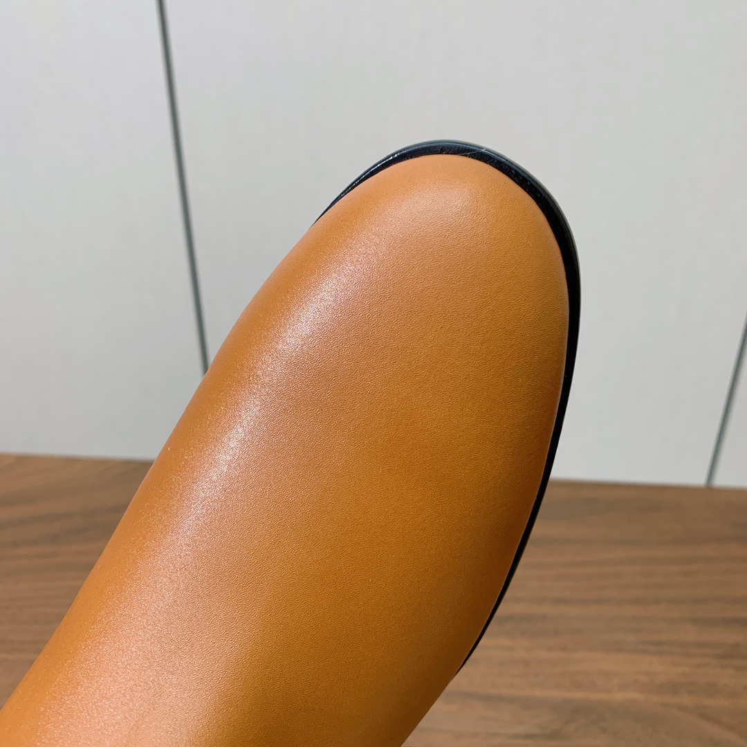 【ETRO】长筒靴。 鞋面牛皮，牛皮内里，真皮大底。码数：35-42（40、41、42定制不退换）