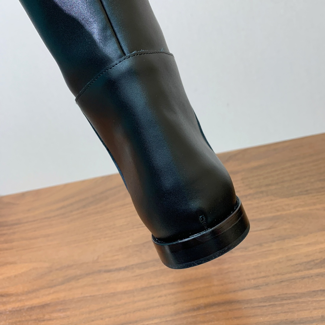 【ETRO】长筒靴。 鞋面牛皮，牛皮内里，真皮大底。码数：35-42（40、41、42定制不退换）