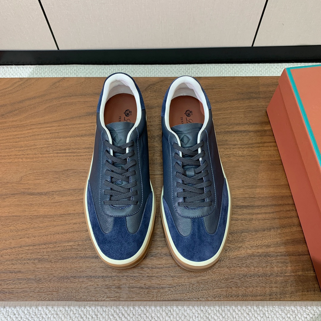 【Loro Piana】皮面德训鞋。简约时尚，鞋面采用牛皮➕牛反绒，羊皮内里及垫脚。进口耐磨橡胶成型底。