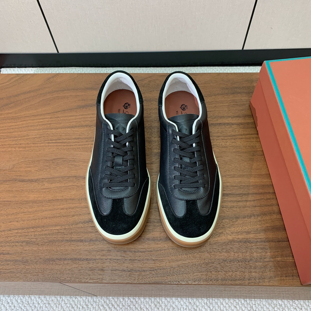 NO:668629,[Loro Piana] Leather moral training shoes. Simple and fashionable, the upper is made of cowhide suede, sheepskin lining and feet. Imported wear-resistant rubber molded sole. Size 39-46 (45, 46 customization is not returnable), casual shoes/sports shoes, loro piana, sneakers, cowhide, sheepskin19860909【Loro Piana】皮面德训鞋.简约时尚,鞋面采用牛皮牛反绒,羊皮内里及垫脚.进口耐磨橡胶成型底. 码数39-46（45、46定制不退换）,休闲鞋/运动鞋,loro piana,sneakers,cowhide,sheepskin,Women's Shoes