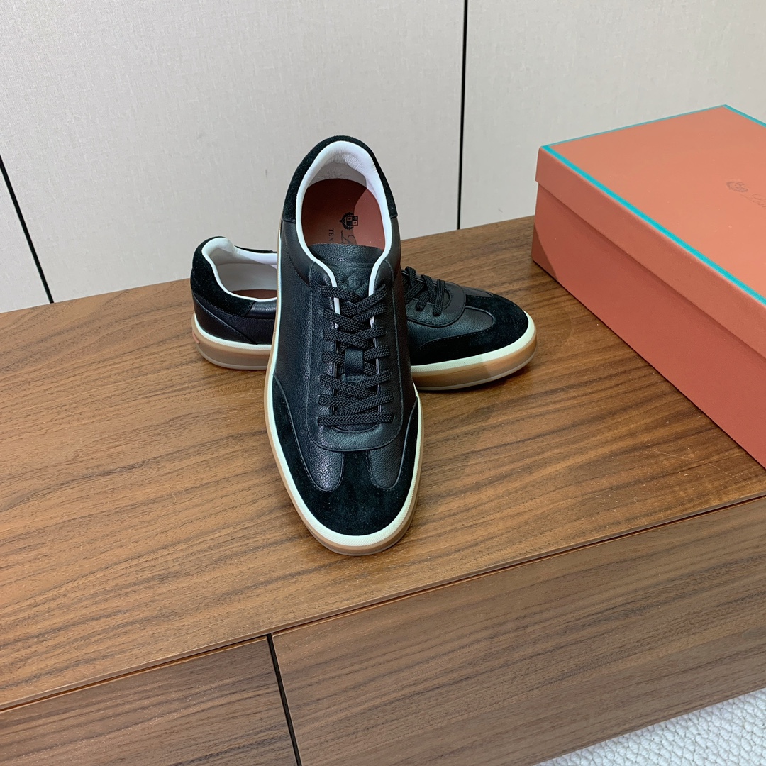 【Loro Piana】皮面德训鞋。简约时尚，鞋面采用牛皮➕牛反绒，羊皮内里及垫脚。进口耐磨橡胶成型底。